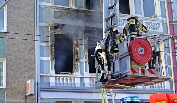 Solingen’de 31 yıl sonra aynı acı! Yangının sebebi kundaklama