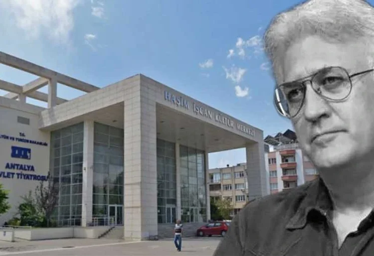 Tamer Karadağlı, kendi sorumluluğundaki binayı "rezalet" diyerek belediyeyi suçladı 1 Tamer Karadağlı, kendi sorumluluğundaki binayı “rezalet” diyerek belediyeyi suçladı