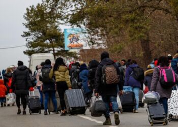 “Türkiye’den her yıl neden 100 bin kişinin kaçmaya çalıştığını kimse konuşmuyor”