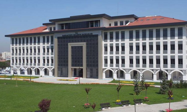 AKP'nin kaybettiği belediyelerden 'yolsuzluk' akıyor 1 AKP’nin kaybettiği belediyelerden ‘yolsuzluk’ akıyor
