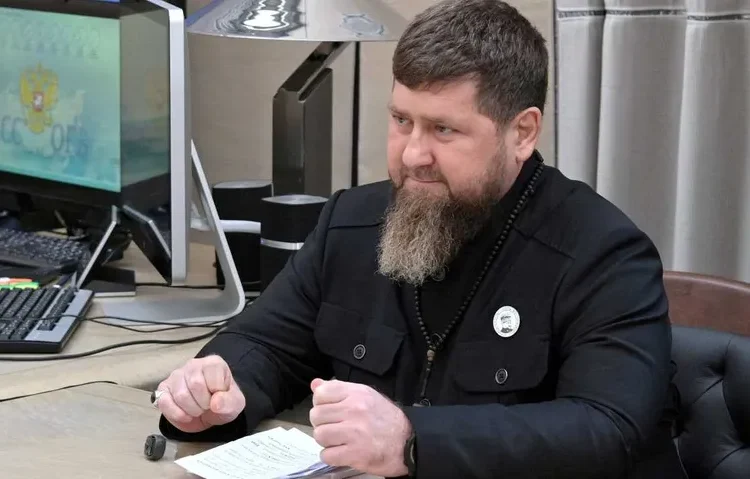 Çeçenistan'da 'çok hızlı ve çok yavaş' müzik yasaklandı 1 Çeçenistan’da ‘çok hızlı ve çok yavaş’ müzik yasaklandı