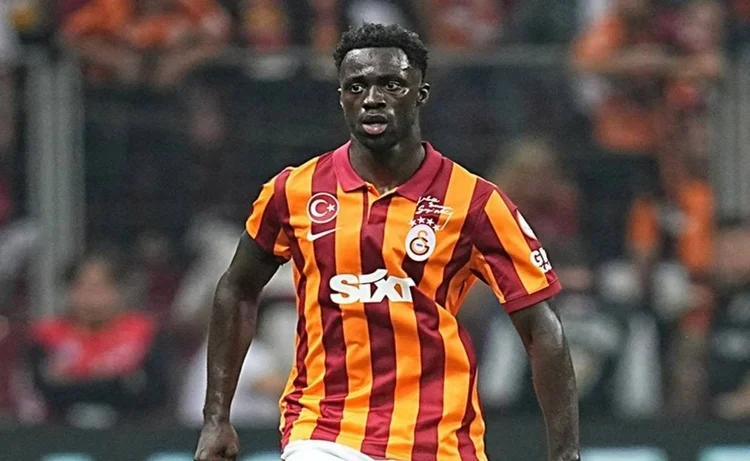 Davinson Sanchez’in menajeri transfer görüşmesi için İtalya’da