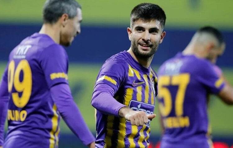 Arda Turan'lı Eyüpspor, tarihinde ilk kez Süper Lig'de 1 Arda Turan’lı Eyüpspor, tarihinde ilk kez Süper Lig’de