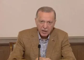 Erdoğan bayramlaşmak için iki partinin liderlerini aramadı