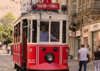 İBB duyurdu: İstiklal Caddesi’nin simgesi değişiyor