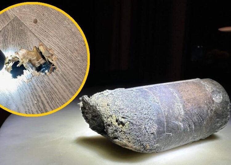 NASA doğruladı: ABD'de bir evin çatısına düşen gizemli nesne 'uzay çöpü' çıktı 1 NASA doğruladı: ABD’de bir evin çatısına düşen gizemli nesne ‘uzay çöpü’ çıktı