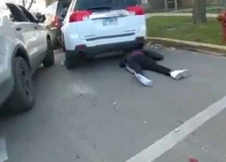 ABD’de, polisin 96 kurşun sıktığı siyah Dexter Reed öldü