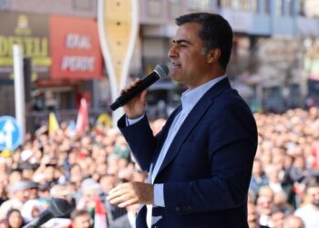 Hüsnü Yusuf Turabiç yazdı… Seçime Van darbesi