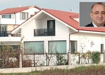AK Parti Milletvekili Ayhan Gider, Çanakkale Boğazı’na nazır kaçak villa dikmiş