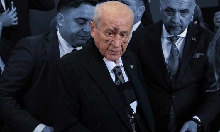 Devlet Bahçeli'den dikkat çeken '31 Mart' çıkışı: 'Şımaranların akıbetini herkes görecek' 1 Devlet Bahçeli’den dikkat çeken ’31 Mart’ çıkışı: ‘Şımaranların akıbetini herkes görecek’