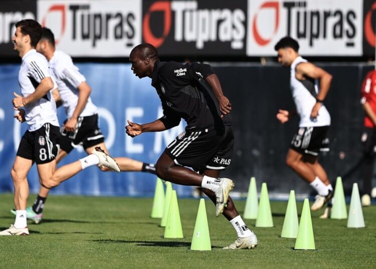 Fenerbahçe derbisi öncesinde Beşiktaş’ta 4 eksik