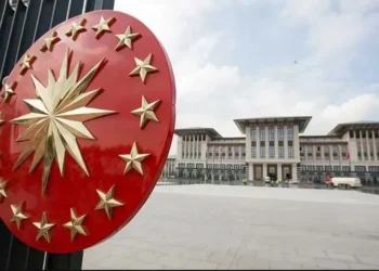 Saray’dan Hüseyin Çelik’e sert karşılık: Eski Türkiye’nin siyasi artığı
