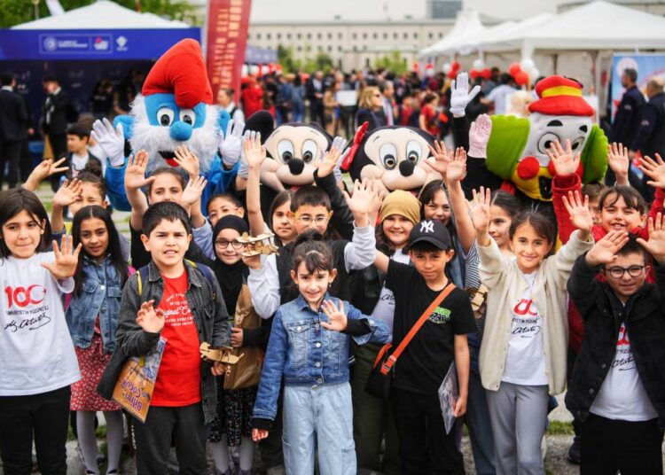 Türkiye nüfusunun yüzde 26'sı çocuk: Toplam sayı 22 milyonu geçti 1 Türkiye nüfusunun yüzde 26’sı çocuk: Toplam sayı 22 milyonu geçti