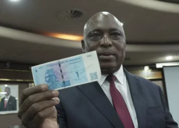 Yüksek enflasyonla boğuşan Zimbabve altın ve dövize endeksli yeni para birimini tanıttı