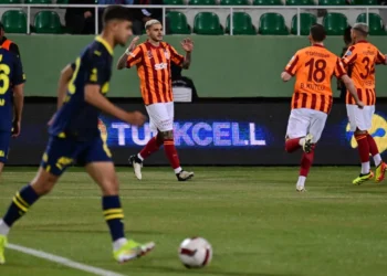 Dünya basını, Fenerbahçe’nin çekildiği Süper Kupa’yı böyle gördü
