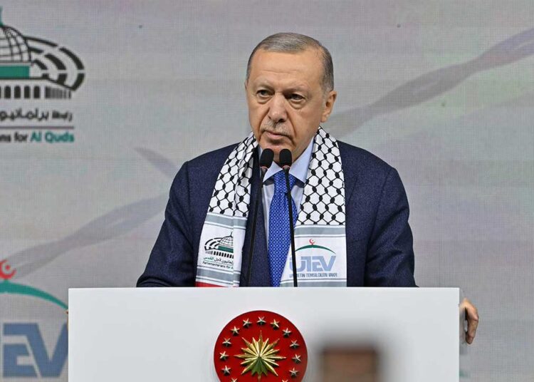 Erdoğan'dan 'İsrail ile ticaret' açıklaması: "Kestik, kesiyoruz" 1 Erdoğan’dan ‘İsrail ile ticaret’ açıklaması: “Kestik, kesiyoruz”
