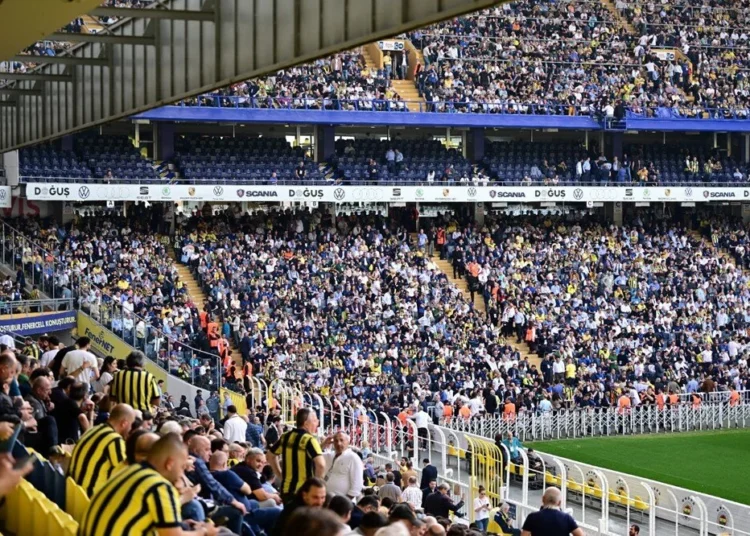 Fenerbahçe ligde kaldı! Süper Kupa maçına çıkmama gündemde