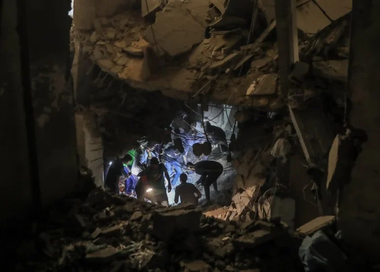 İsrail gece boyu Refah’ı bombaladı: Çok sayıda ölü ve yaralı var