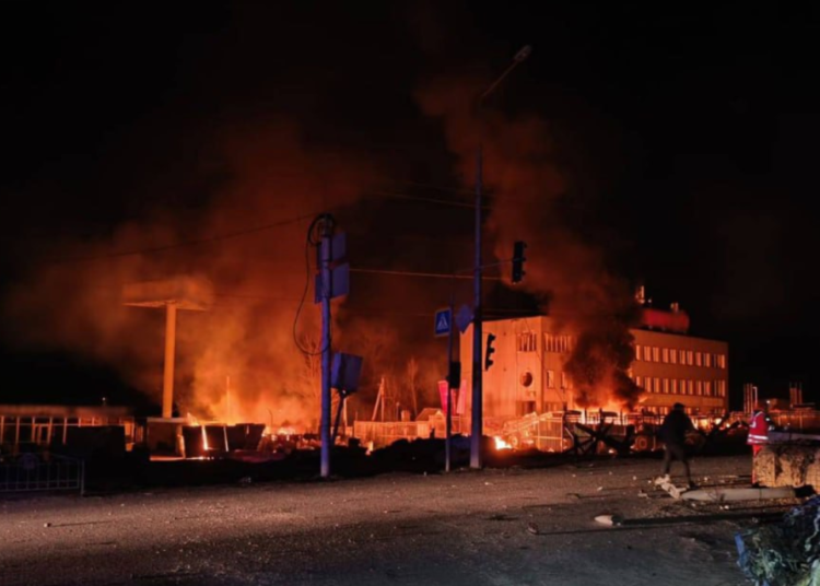 Rusya, Harkov’u dronla vurdu: 6 ölü, 6 yaralı 1 Rusya, Harkov’u dronla vurdu: 6 ölü, 6 yaralı
