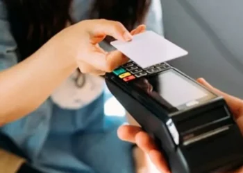 IBAN ile ödeme uyarısı korkuttu! Herkes birbirini ihbar ediyor