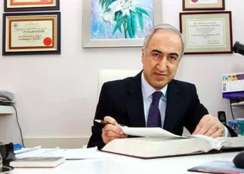 Böyle rektör görülmedi: Tarihi köşkün halılarını makam odasına serdi, yemeklerini şifreli dolapla getirtti 1 Böyle rektör görülmedi: Tarihi köşkün halılarını makam odasına serdi, yemeklerini şifreli dolapla getirtti