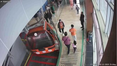 Kepez'deki faciadan önce yolcular uyarmış, alkollü operatör önce durdurmuş sonra tekrar çalıştırmış 5 Kepez'deki faciadan önce yolcular uyarmış, alkollü operatör önce durdurmuş sonra tekrar çalıştırmış