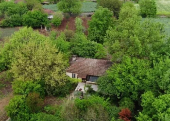 Balıkesir’de “Berzeg Sendromu” yaşanıyor: Gizemli olayın ardından mahallede kimse kalmadı