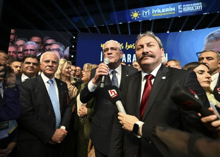 Müsavat Dervişoğlu'ndan ilk açıklama: Artık hiçbir şey eskisi gibi olmayacak 1 Müsavat Dervişoğlu’ndan ilk açıklama: Artık hiçbir şey eskisi gibi olmayacak