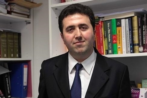 Anayasa Mahkemesi’nde Zühtü Arslan’dan boşalan üyeliğe Ömer Çınar atandı 1 Anayasa Mahkemesi’nde Zühtü Arslan’dan boşalan üyeliğe Ömer Çınar atandı
