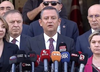 Özgür Özel’den Hatay için YSK’ya ‘tam kanunsuzluk’ başvurusu