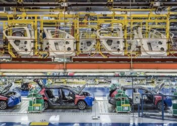 Sanayi üretimi şubatta arttı