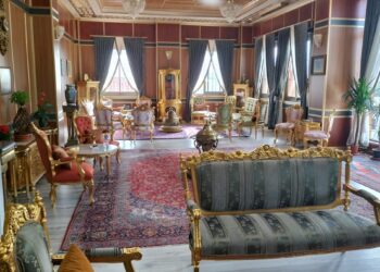 Belediye binasındaki gösteriş Cumhurbaşkanlığı Sarayı’yla yarışıyor