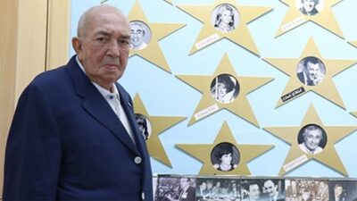 Türk sinemasının çınarlarından Türker İnanoğlu hayatını kaybetti