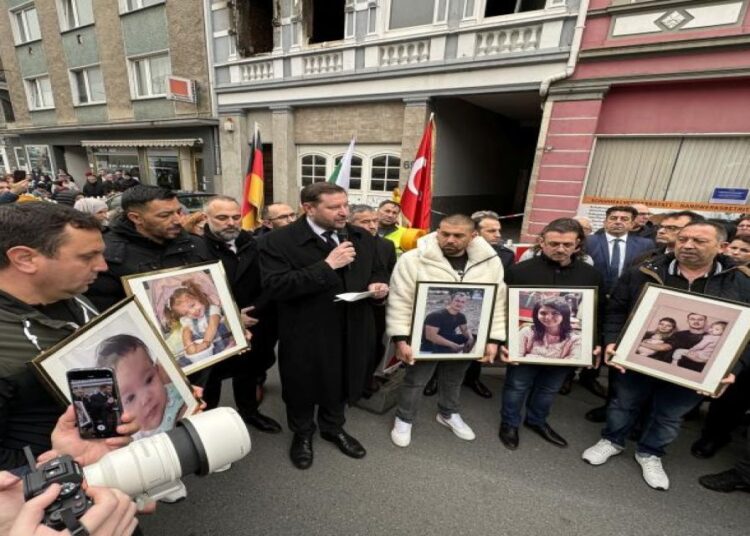 Solingen saldırganı Almanya'da yakalandı 1 Solingen saldırganı Almanya’da yakalandı