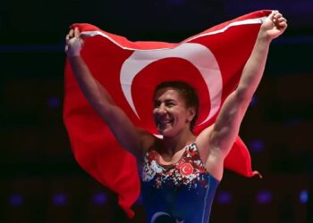 Milli güreşçi Yasemin Adar Yiğit, olimpiyat kotası kazandı