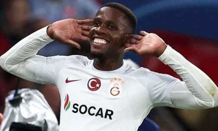 Fildişi'nden Wilfried Zaha açıklaması! 1 Fildişi’nden Wilfried Zaha açıklaması!