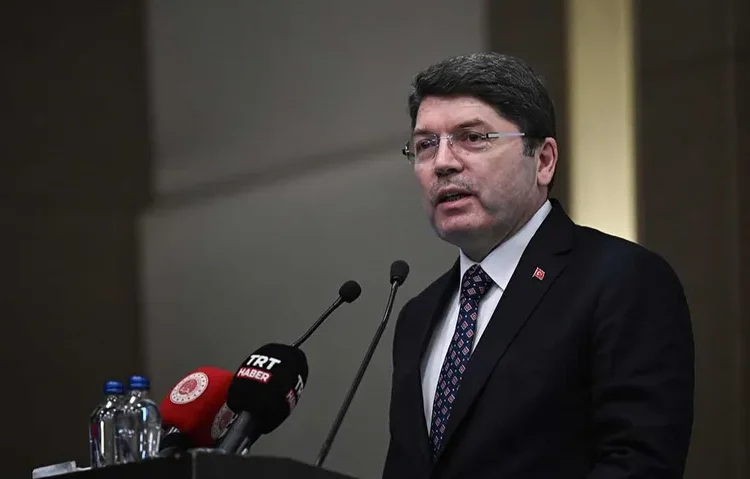 Bakan Tunç, 9’uncu Yargı Paketi’ndeki 'etki ajanlığı'nı savundu: Cezayı artıracak bir sistem öngörüyoruz 1 Bakan Tunç, 9’uncu Yargı Paketi’ndeki ‘etki ajanlığı’nı savundu: Cezayı artıracak bir sistem öngörüyoruz