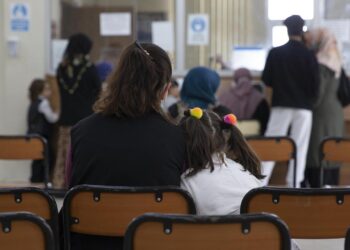 Anayasa Mahkemesi, cezaevlerinde korona nedeniyle görüş kısıtlaması yapılmasını hak ihlali saydı
