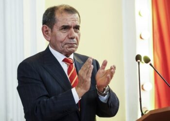 Galatasaray’da başkan yeniden Dursun Özbek