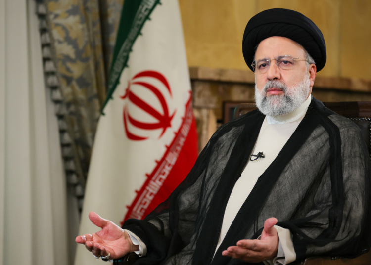 İran Cumhurbaşkanı Reisi’yi taşıyan helikopter kaza yaptı