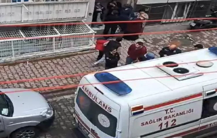 Şüpheli ölümün arkasından soğukkanlı cinayet çıktı: Kardeşi ve eşi tarafından fare zehriyle öldürülmüş 1 Şüpheli ölümün arkasından soğukkanlı cinayet çıktı: Kardeşi ve eşi tarafından fare zehriyle öldürülmüş