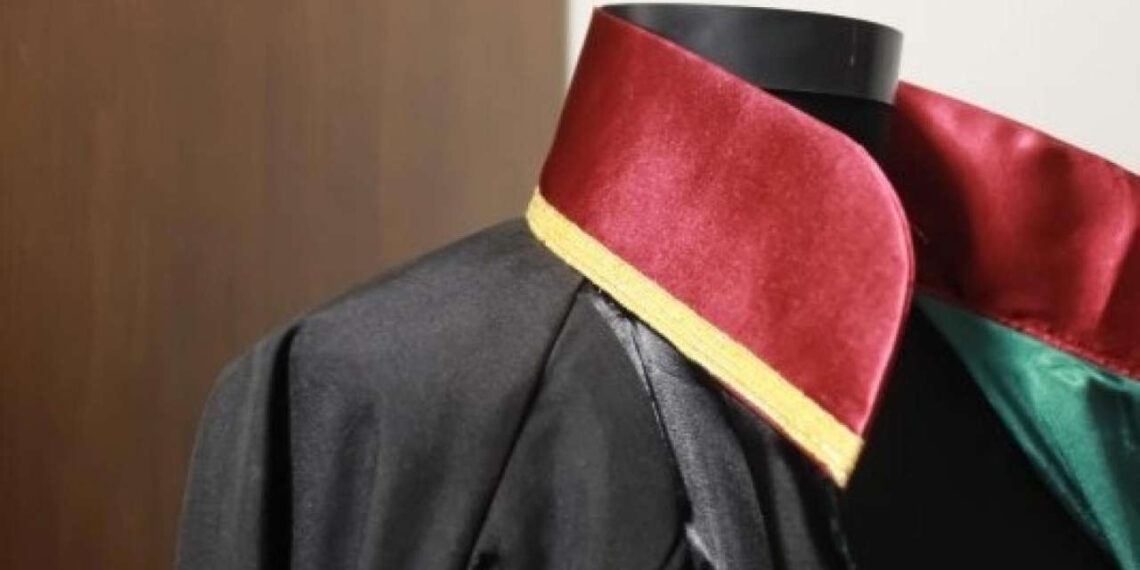 Anasayfa 67 Sahte avukat sahte mahkeme kararıyla haberi kaldırma girişiminde bulundu