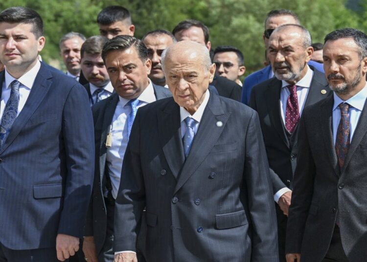 Bahçeli’den Sinan Ateş cinayeti açıklaması: ‘İsnatlar ve ithamlar ayaklarımızın altındadır’