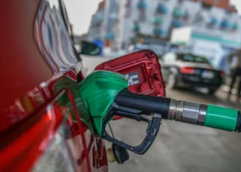 Bu geceden itibaren geçerli: Benzin ve motorine indirim geliyor