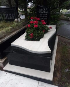 Anneler Günü’nde annesine mektup yazan Bülent Ersoy vasiyetini açıkladı 2 Anneler Günü’nde annesine mektup yazan Bülent Ersoy vasiyetini açıkladı