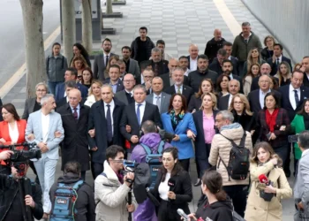 CHP’den MEB’in önünde ‘yeni müfredat’ protestosu