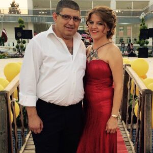 Uyuşturucu bağımlısı genç, anne ve babasını öldürüp intihar girişiminde bulundu 2 Uyuşturucu bağımlısı genç, anne ve babasını öldürüp intihar girişiminde bulundu