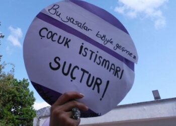 6 öğrencisine cinsel istismar iddiasıyla tutuklanan din kültürü öğretmeni için 135 yıla kadar hapis istendi 4 6 öğrencisine cinsel istismar iddiasıyla tutuklanan din kültürü öğretmeni için 135 yıla kadar hapis istendi