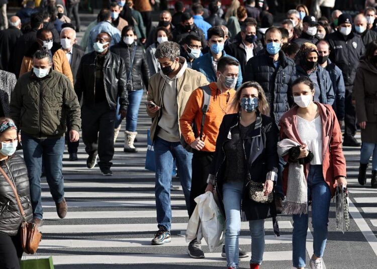 DSÖ açıkladı: Kovid-19 yaşam süresini 2 yıl kısalttı