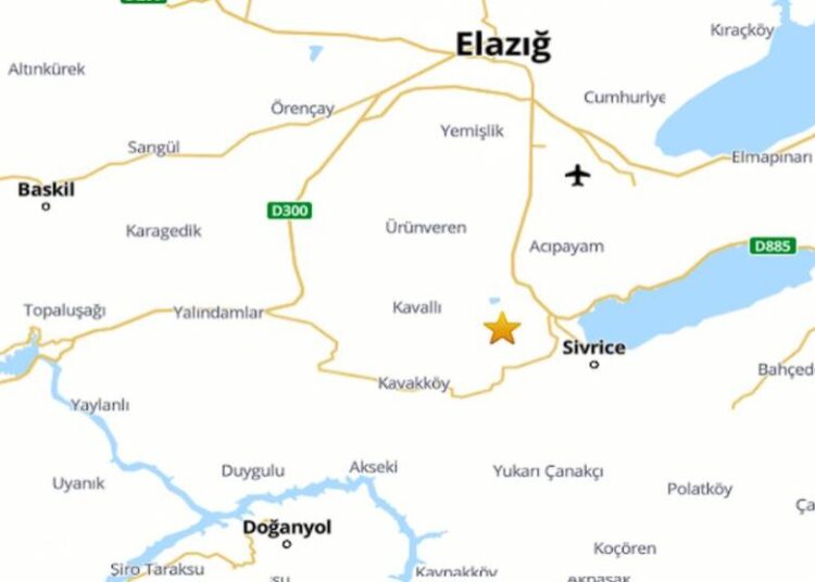 Elazığ 4 büyüklüğünde depremle sarsıldı 1 Elazığ 4 büyüklüğünde depremle sarsıldı